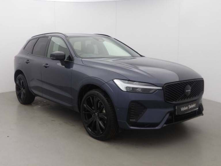VOLVO XC60 2.0 B5P Plus Black Edition 5dr AWD Geartronic