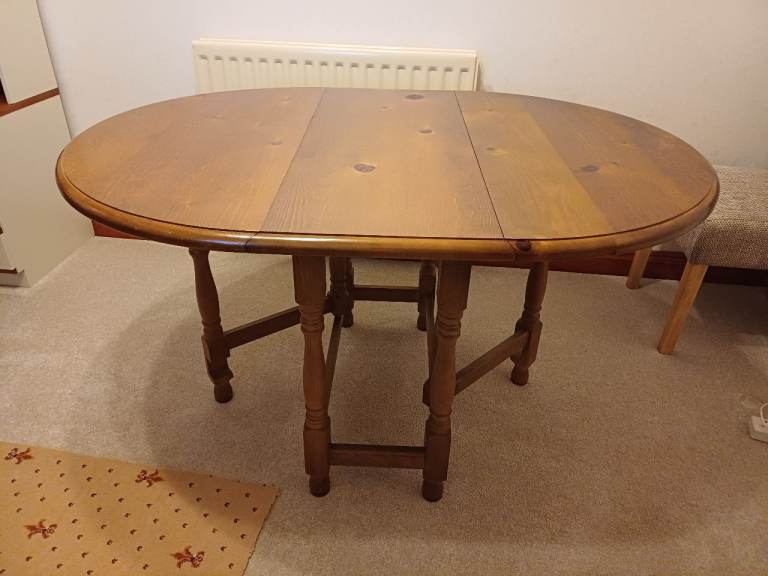 Drop leaf Dining Table