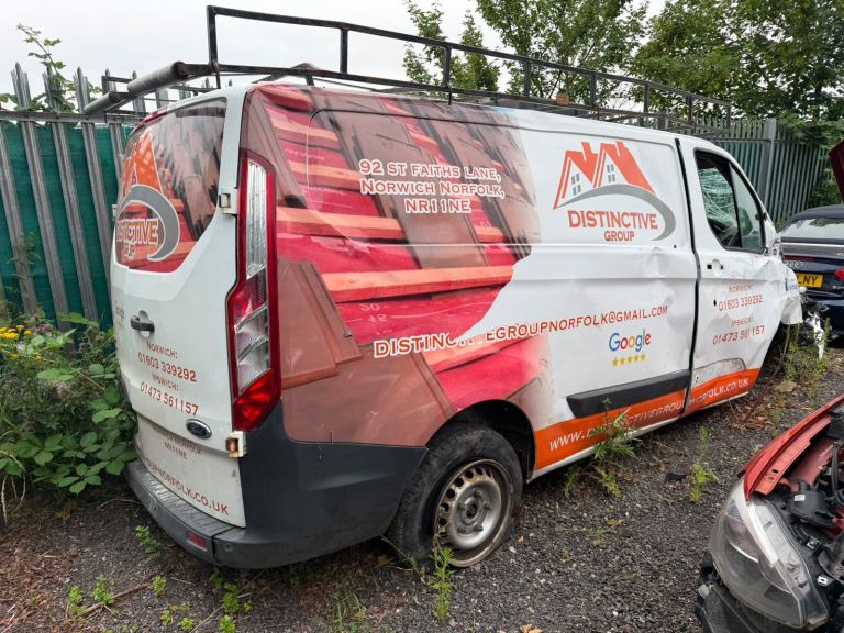 2017 FORD TRANSIT CUSTOM BREAKING SPARES PARTS