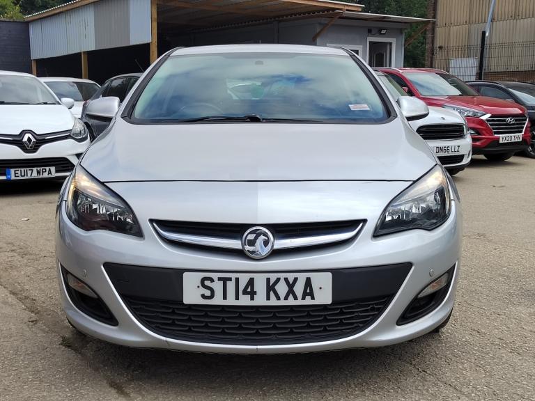 2014 Vauxhall Astra 1.4i 16V Excite 5dr HATCHBACK Petrol Manual