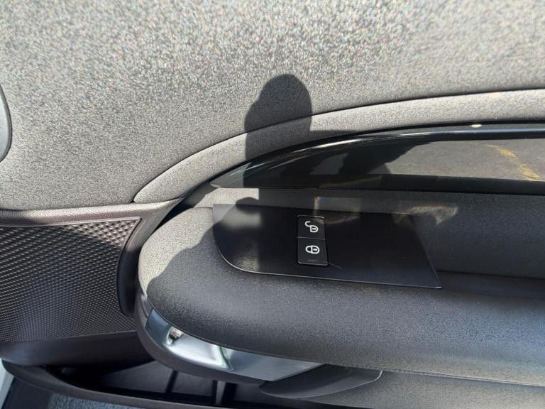 2017 Land Rover Discovery 2.0 SD4 SE 5dr Auto ESTATE DIESEL Automatic