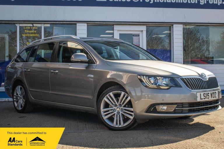 2015 Skoda Superb 2.0 TDI CR 170 Elegance 4X4 5dr DSG ESTATE DIESEL Automatic