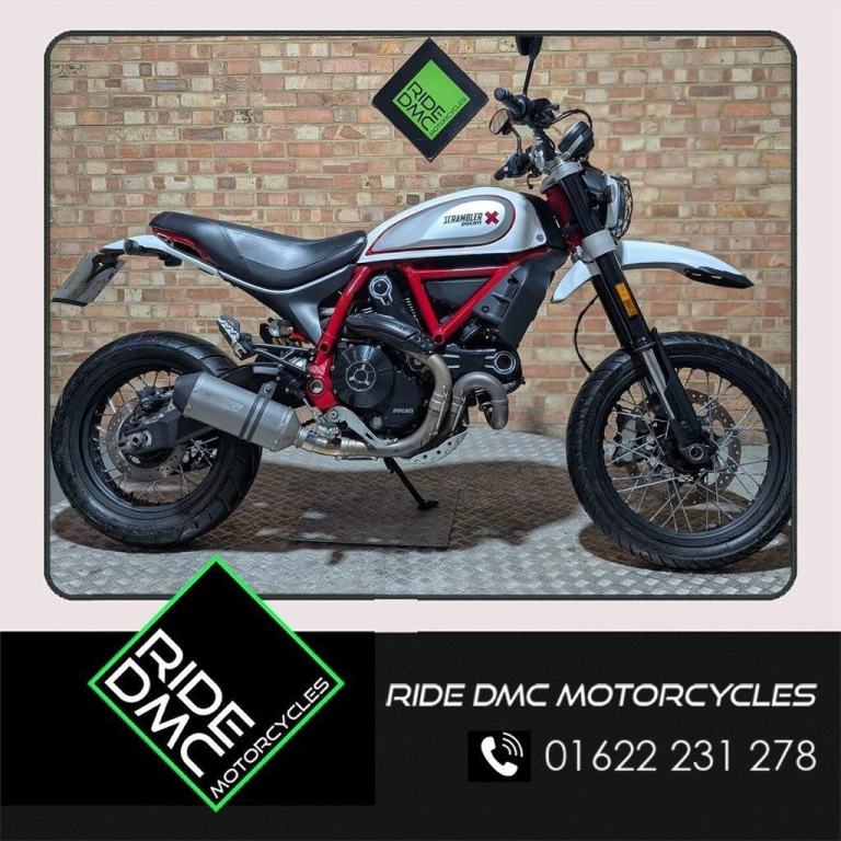 DUCATI SCRAMBLER DESERT SLED 2018 . GEN 2. FSH INCL BELTS. 6K MILES. DE CAT EX