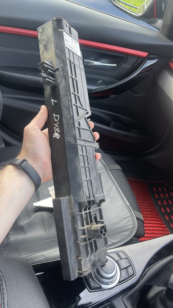 BMW 3 series radiator support 