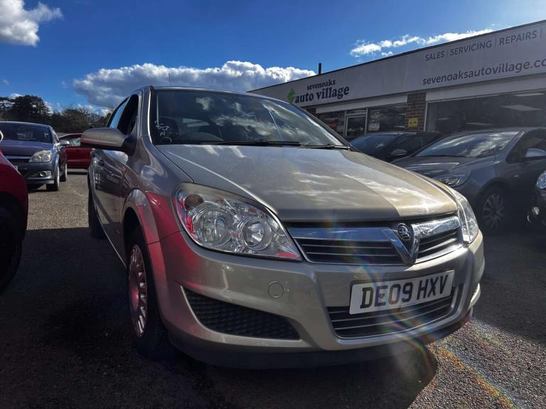 2009 Vauxhall Astra 1.8i VVT Life 5dr Auto [AC] HATCHBACK PETROL Automatic