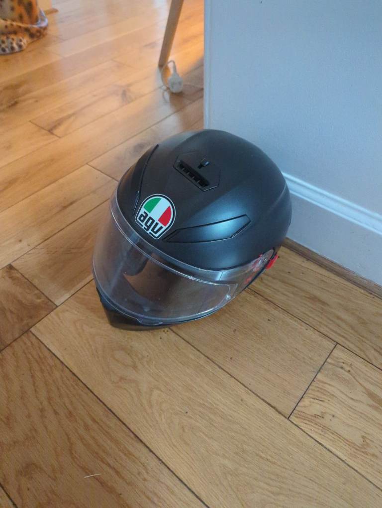 Free AGU motorbike helmet 
