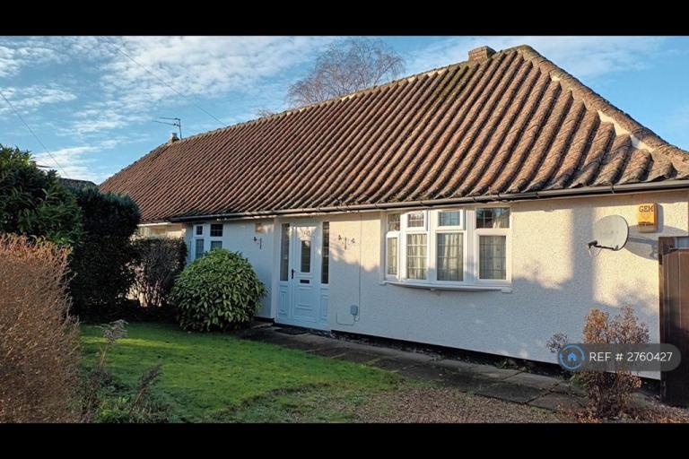 2 bedroom house in Hawton Crescent, Nottingham, NG8 (2 bed) (#2760427)