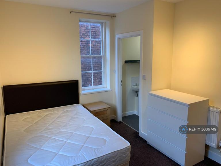1 bedroom in Brunswick Rd, Gloucester, GL1 (#3036749)