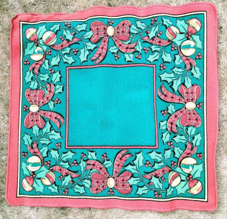 Christmas Xmas Tree Floor Rug Mat - 99cm x 92cm