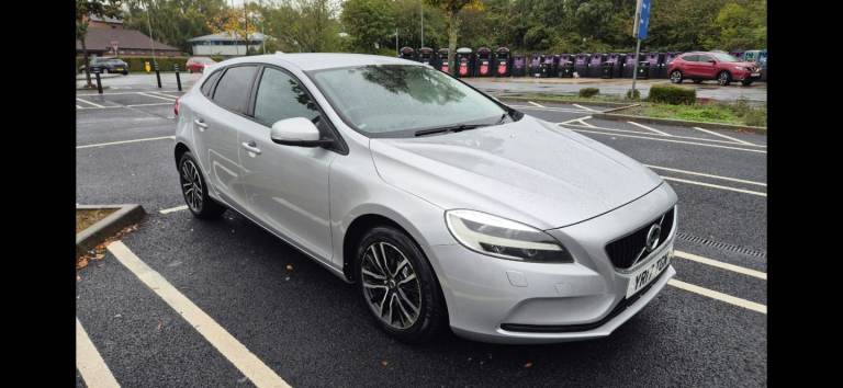 Volvo, V40, Hatchback, 2017, Manual, 1969 (cc), 5 doors