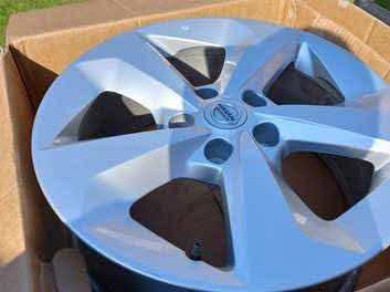 Alloy wheels 