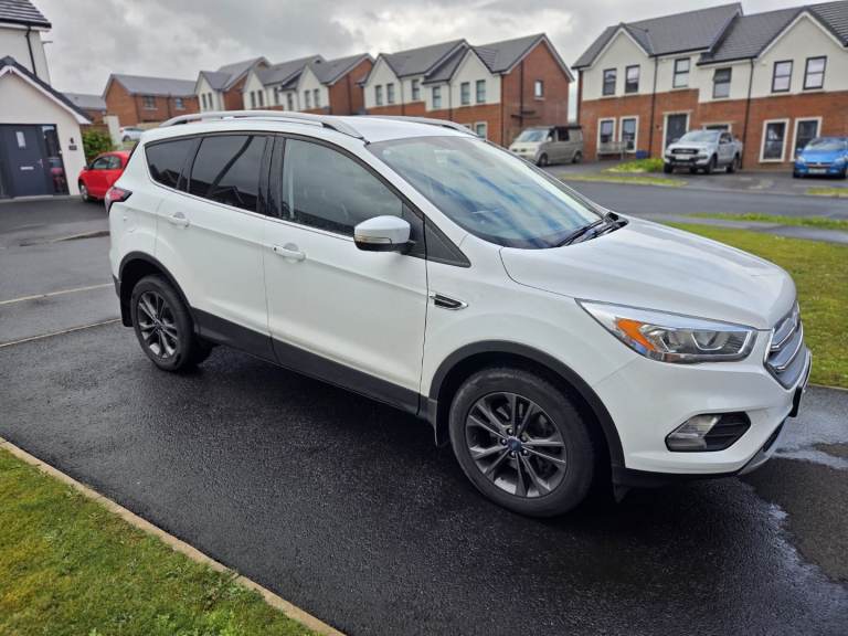 Ford, KUGA, Hatchback, 2017, Other, 1498 (cc), 5 doors