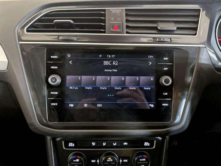 2017 Volkswagen Tiguan 2.0 TDI SE Navigation Euro 6 (s/s) 5dr Manual SUV Diesel Manual