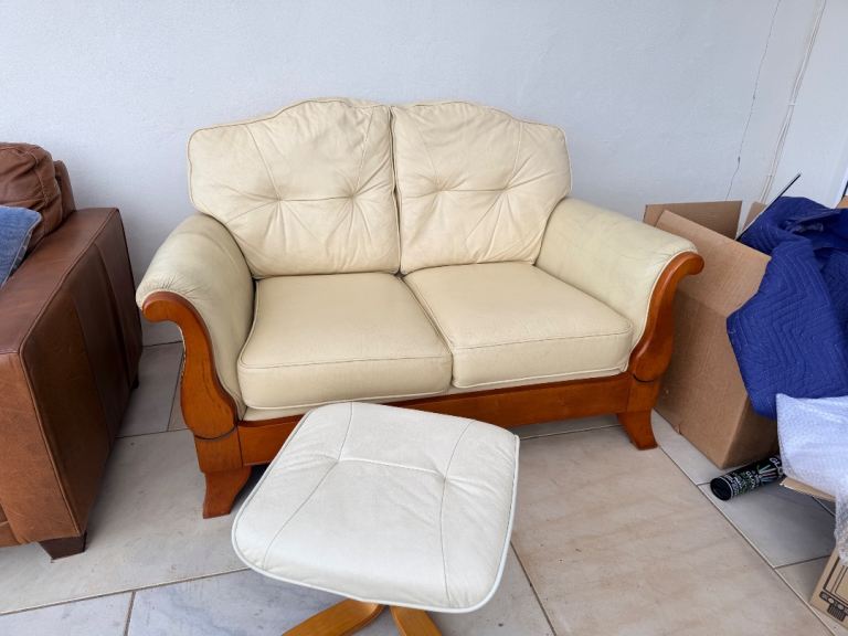 Free Sofa