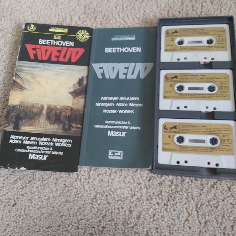 Classical Opera Cassettes