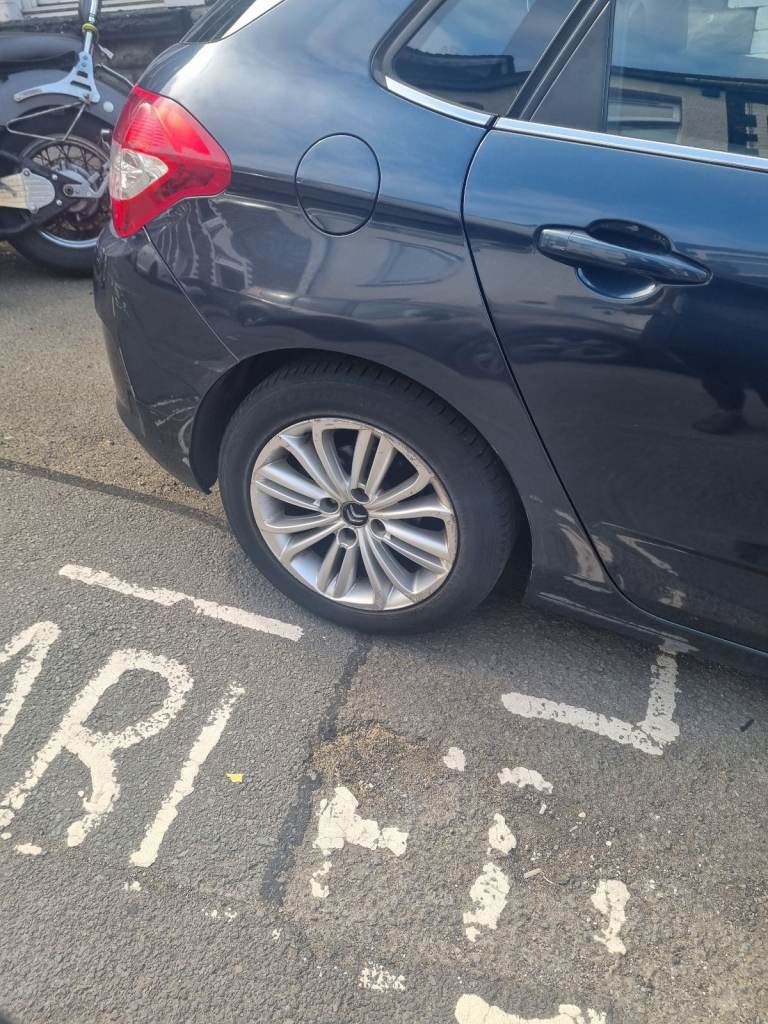 Citroen, C4, Hatchback, 2014, Manual, 1560 (cc), 5 doors