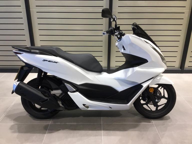 2025 HONDA PCX 125