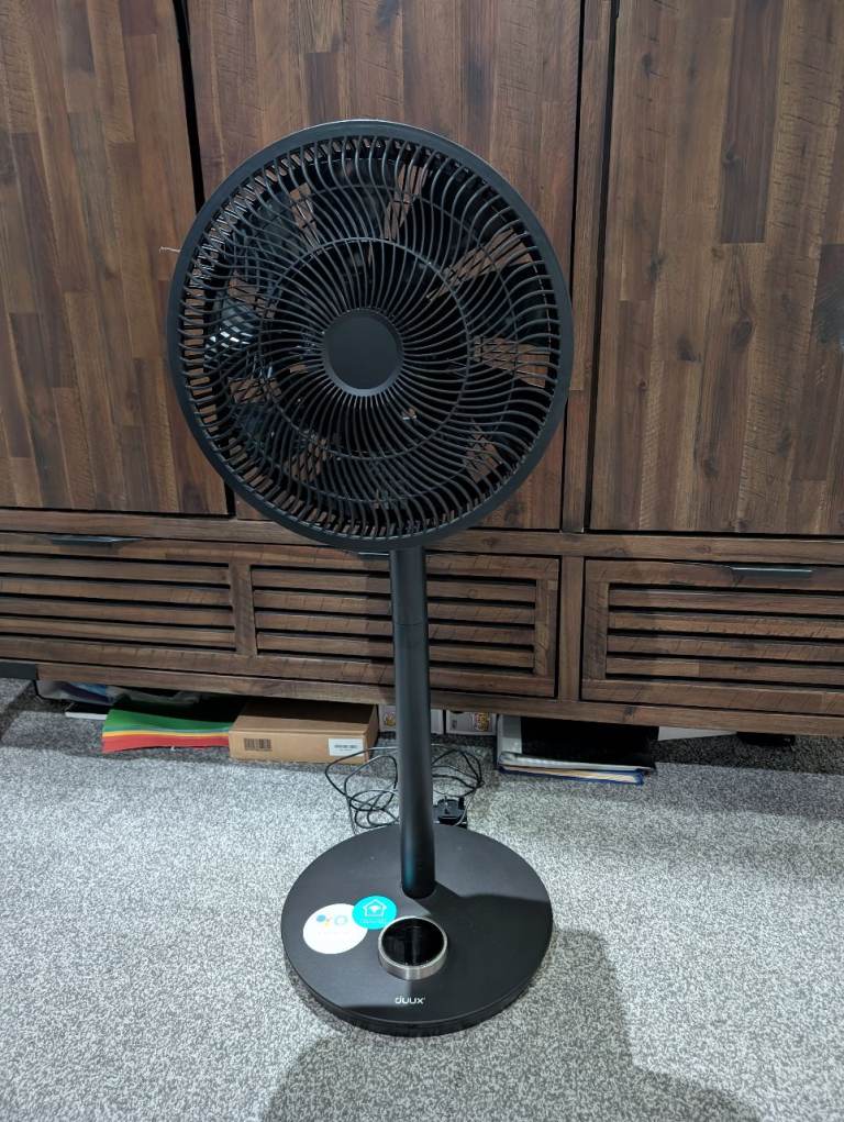 Duux Whisper Flex Pedestal Fan Black – Good Condition