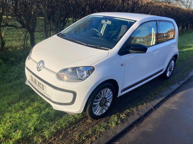 2016 Volkswagen up! 1.0 Look Up 5dr HATCHBACK Petrol Manual