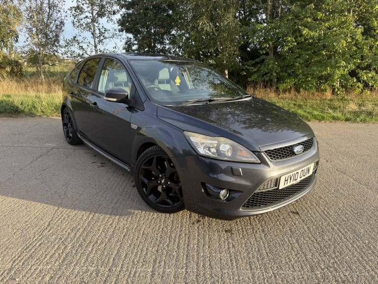 2010 Ford Focus 2.5 SIV ST-2 Hatchback Petrol Manual