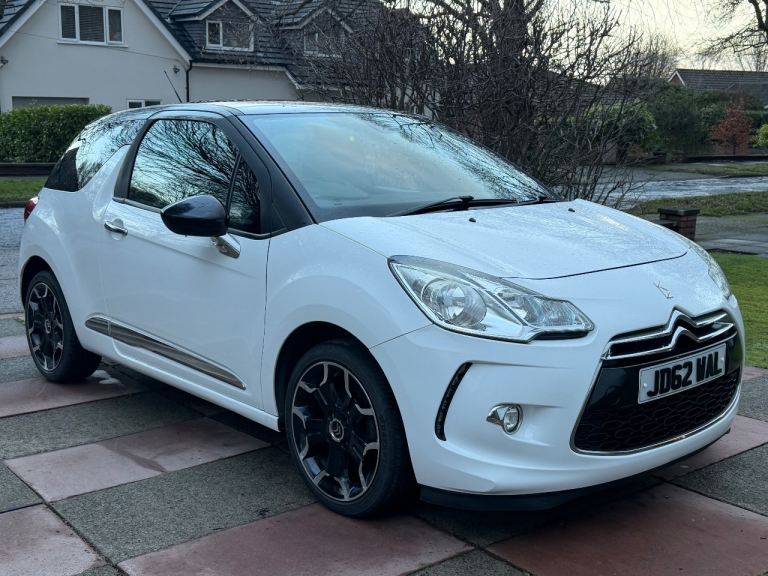 Citroen, DS3, Hatchback, 2012, Manual, 1598 (cc), 3 doors