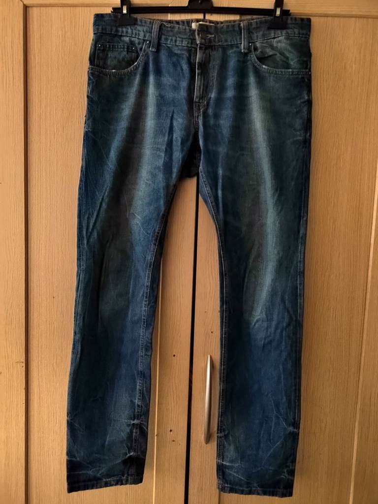 PULL and BEAR Slim Fit JEANS Size 36