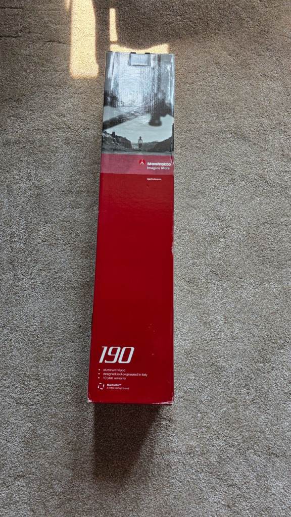 Manfrotto 90° Tripod