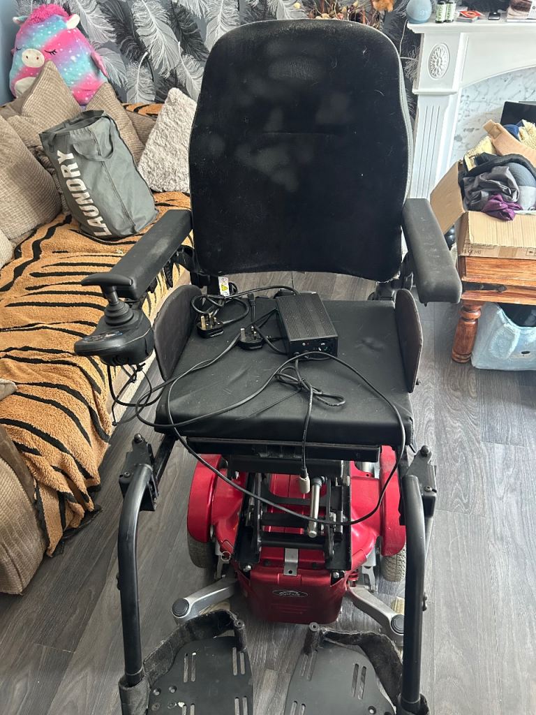 Quickie salsa M2 electric wheel chair 