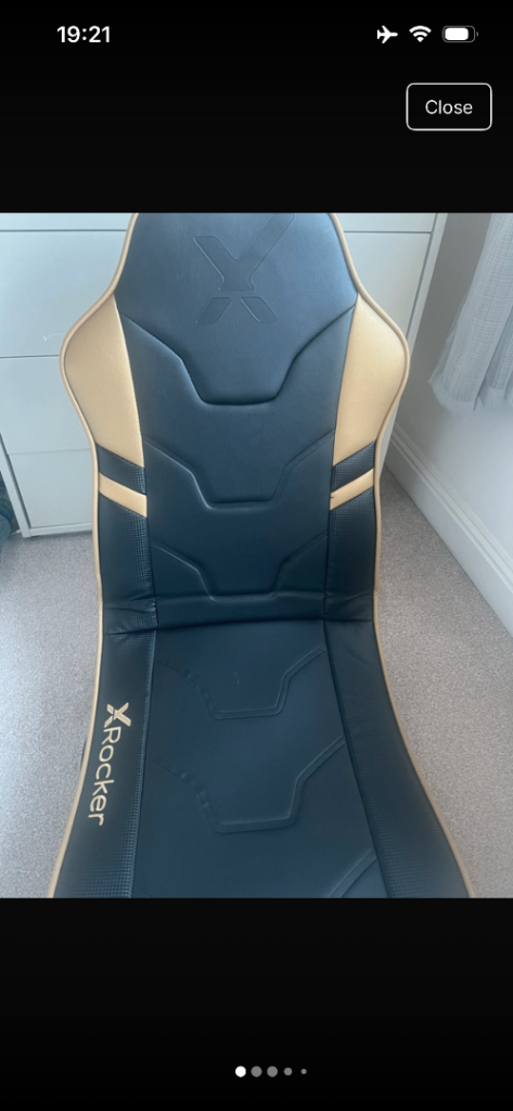 Gaming chair 