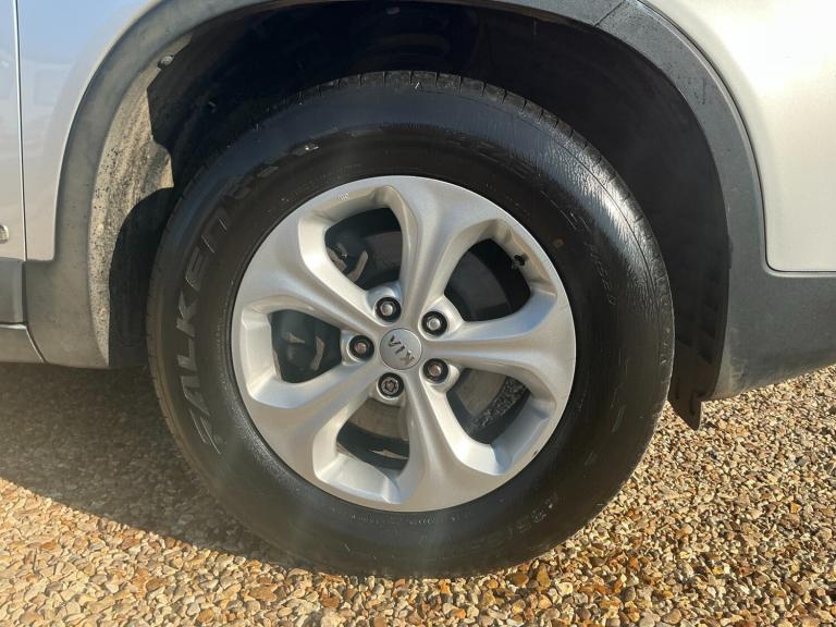 2013 Kia Sorento 2.2 CRDi KX-1 5dr ESTATE Diesel Manual