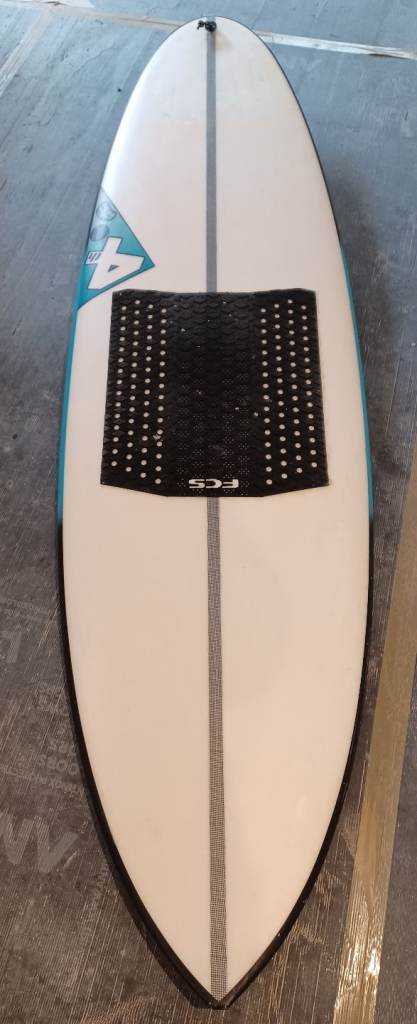 4th Surfboard 6ft 6