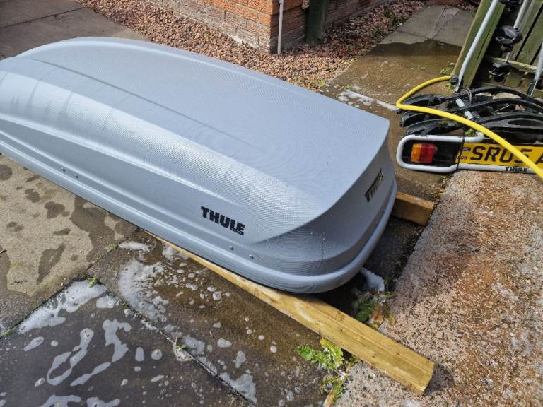 Thule Pacific 780 Roof Box (420L) - Dual Side Opening
