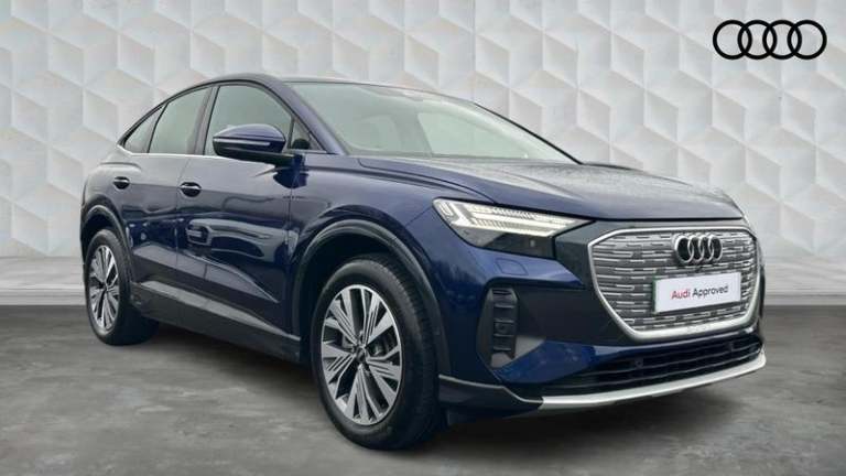 2025 Audi Q4 e-tron Q4 Sportback Sport 55 e-tron quattro 25000 kW Automatic SUV Electric Automatic