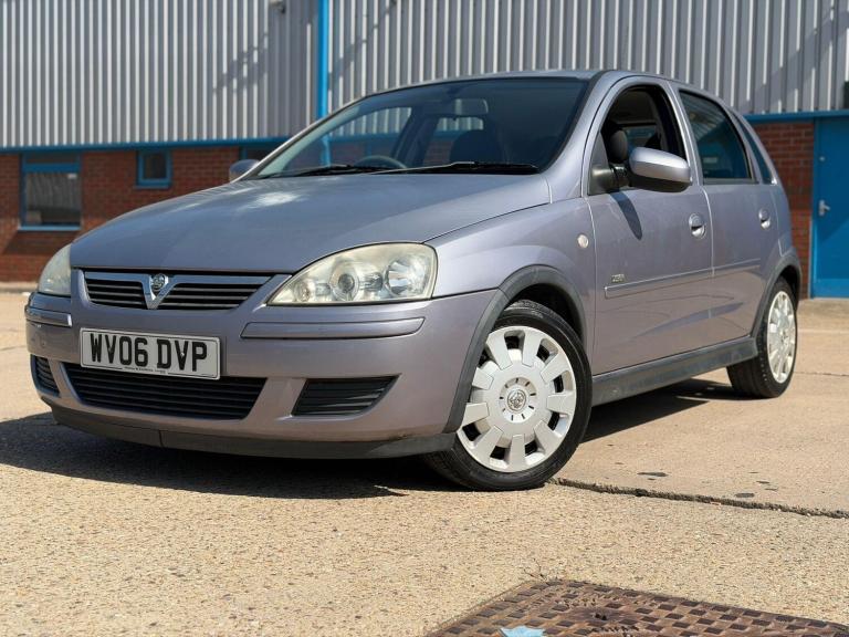 2006 Vauxhall Corsa 1.4i 16V Design 5dr Auto HATCHBACK PETROL Automatic