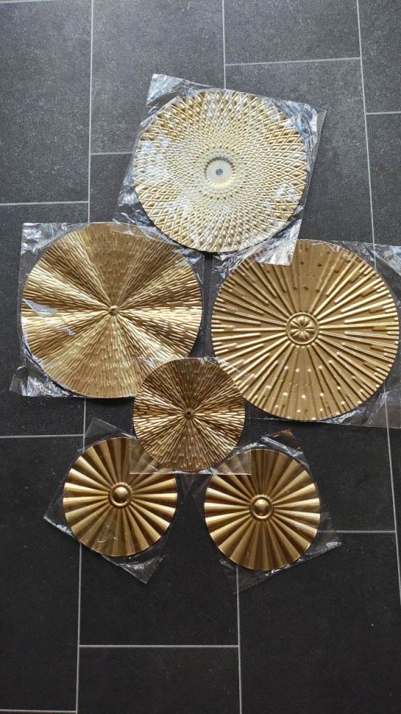 Wall art gold new