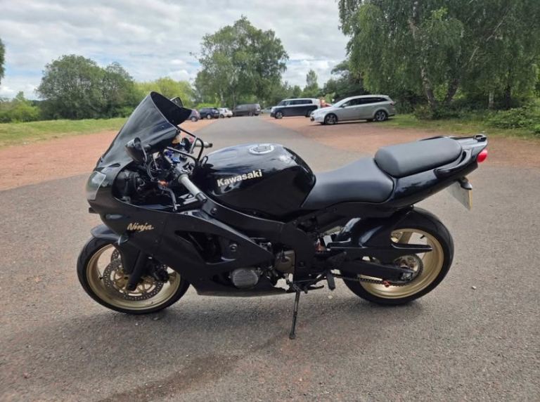 Kawasaki, Ninja ZX 6, 2002, 599 (cc)