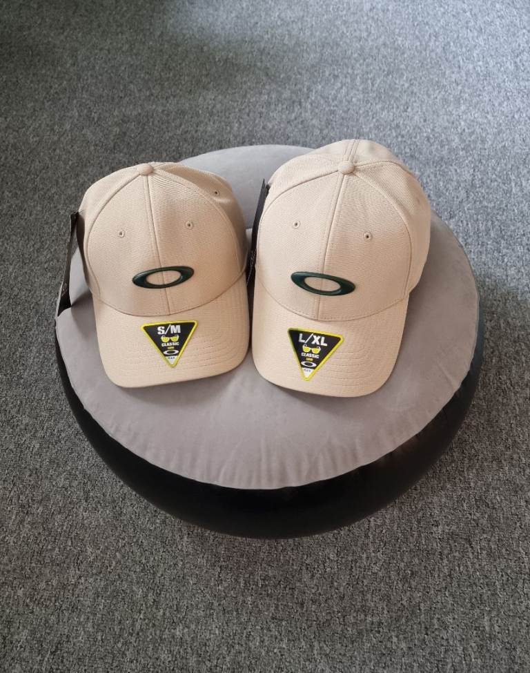 New Oakley Baseball Caps - S/M and L/XL Available