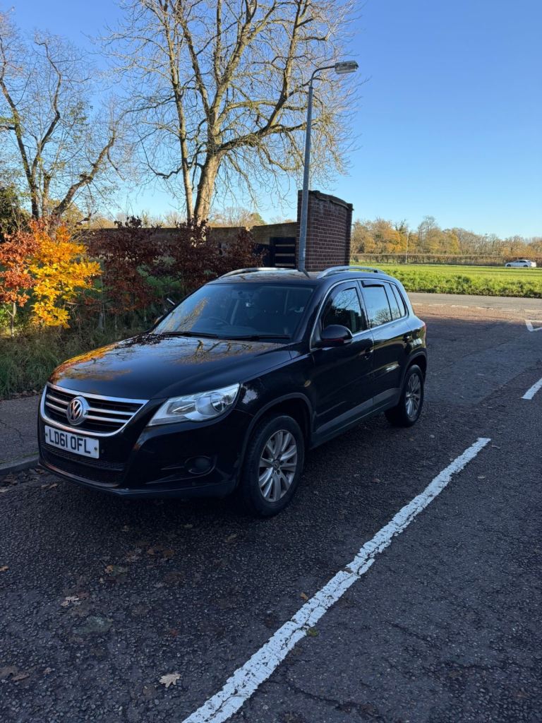 Volkswagen, TIGUAN, Estate, 2011, Semi-Auto, 1968 (cc), 5 doors