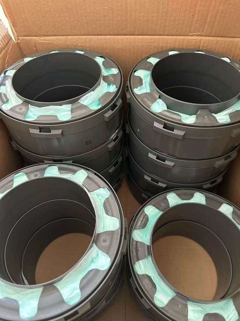 Tommee tippee nappy bin and 13 refill cartridges