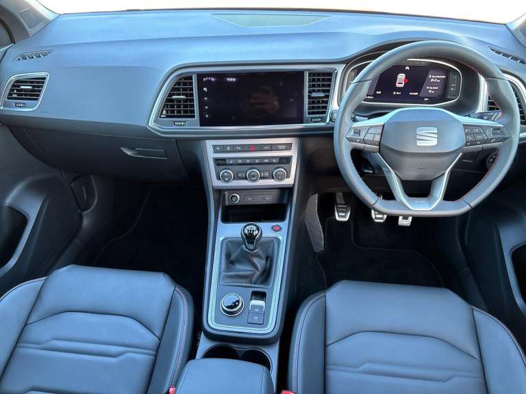2025 SEAT Ateca 1.5 TSI EVO FR Black Edition 5dr Estate PETROL Manual