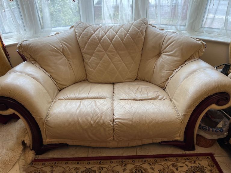 DFS Sofa Set – Cream Leather – £250