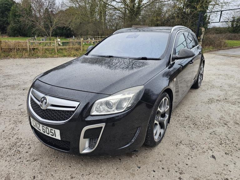 VAUXHALL INSIGNIA 2.8T V6 4x4 VXR SUPER SPORT ESTATE 325 BHP STANDARD 20 ALLOYS 