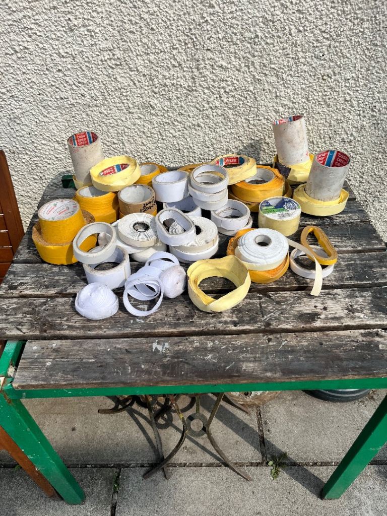 Double sided tape 