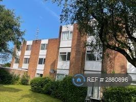 2 bedroom flat in Radyr, Cardiff, CF15 (2 bed) (#2880896)