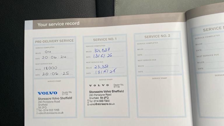 2024 Volvo XC40 2.0 B3P Ultra Dark 5dr Auto ESTATE PETROL Automatic