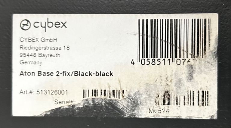 Reduced - Cybex Aton 5 Car Seat and Base (includes isofix clips)