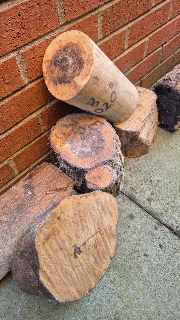 **Now collected** Wood / logs (Free) | in Broxburn, West Lothian | Gumtree
