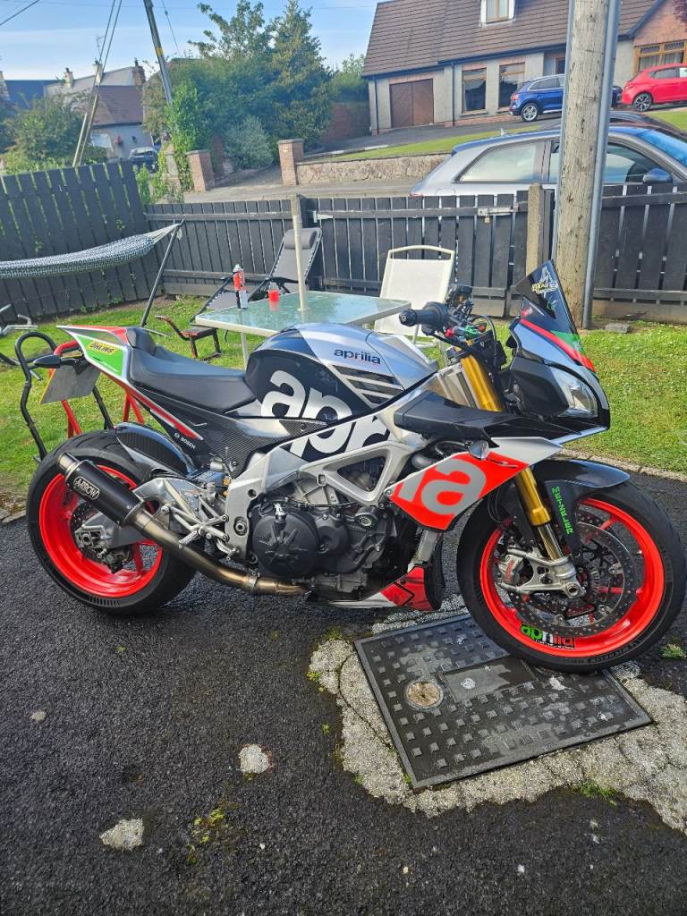 Aprilia, TUONO, 2017, 1077 (cc)