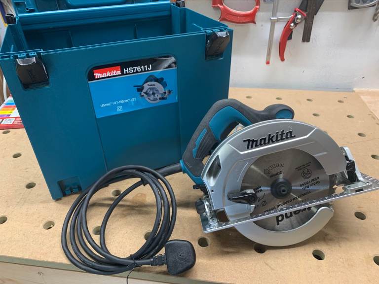 Circular saw Makita
