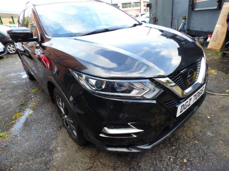 Nissan Qashqai 1.2 DiG-T N-Connecta 5dr Xtronic Petrol